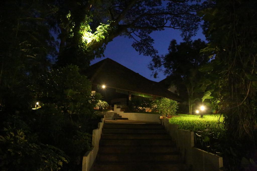The Windflower Resort & Spa, Mysore Exterior foto
