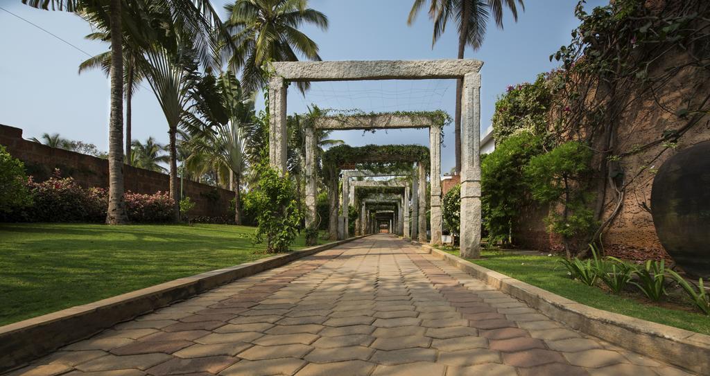The Windflower Resort & Spa, Mysore Exterior foto