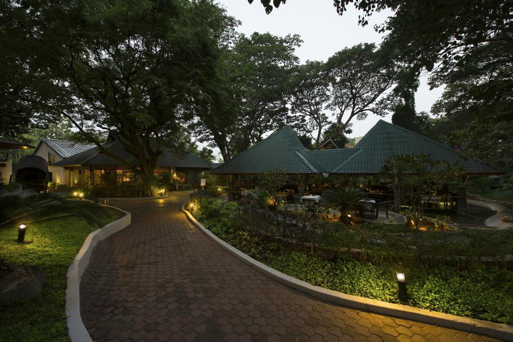 The Windflower Resort & Spa, Mysore Exterior foto